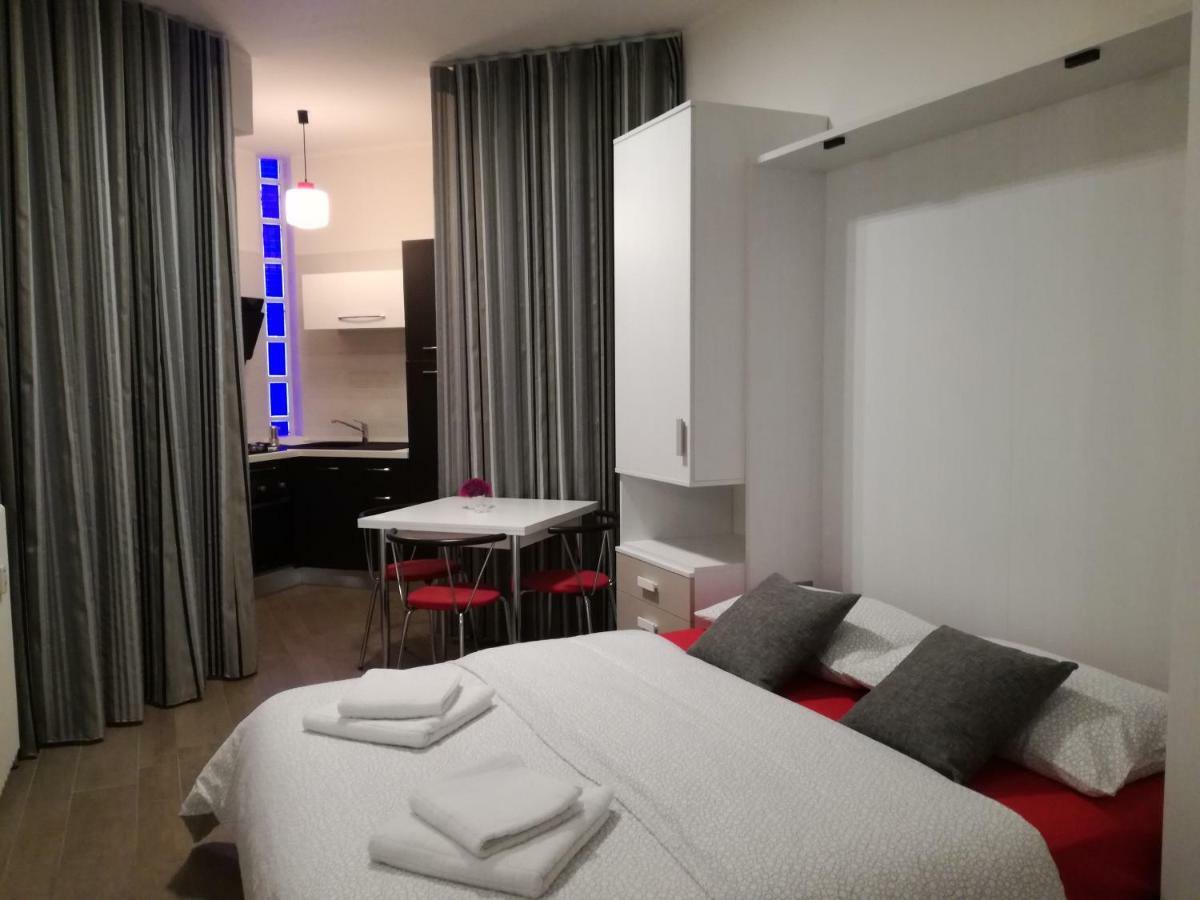 Metro Apartment Collegno Eksteriør billede